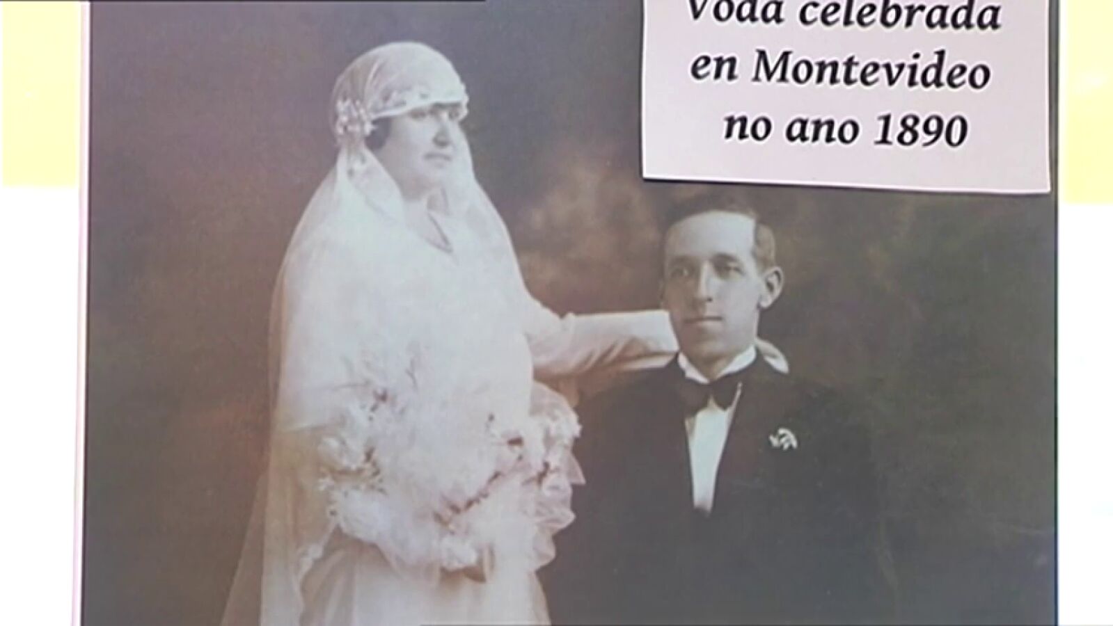 Un centro de mayores expone los recuerdos de las bodas de algunos de sus ancianos