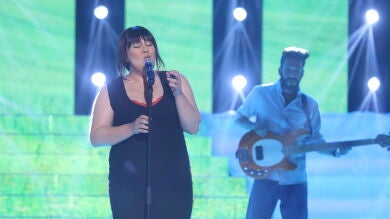 Vicky Armas, una despampanante Amaral con su interpretación ‘Te necesito’