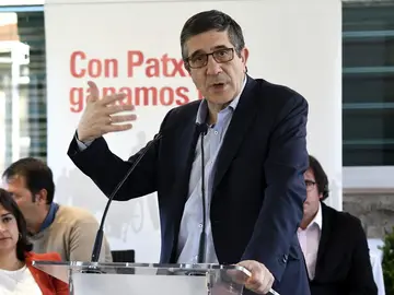 Patxi López en una imagen de archivo Patxi López en una imagen de archivo
