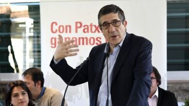 Patxi López arremete contra Susana Díaz y Pedro Sánchez: 