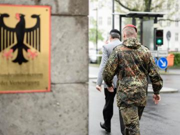 Nuevos hallazgos avivan la polémica sobre los ultraderechistas en el Ejército alemán