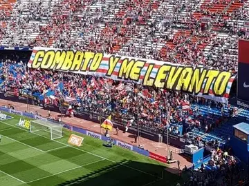 Tifo en el Calderón antes del Atlético-Eibar Tifo en el Calderón antes del Atlético-Eibar