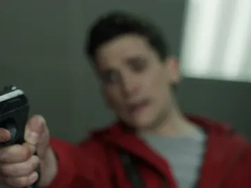 Denver, obligado a matar a Mónica Denver, obligado a matar a Mónica