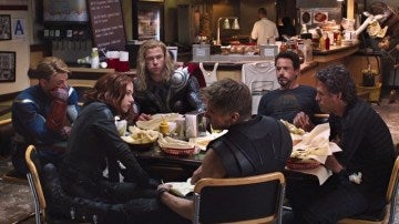 Actores de Marvel en un descanso de rodaje