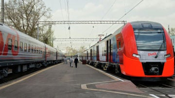 Trenes de la compañía estatal rusa de Ferrocarriles (RZhD) 