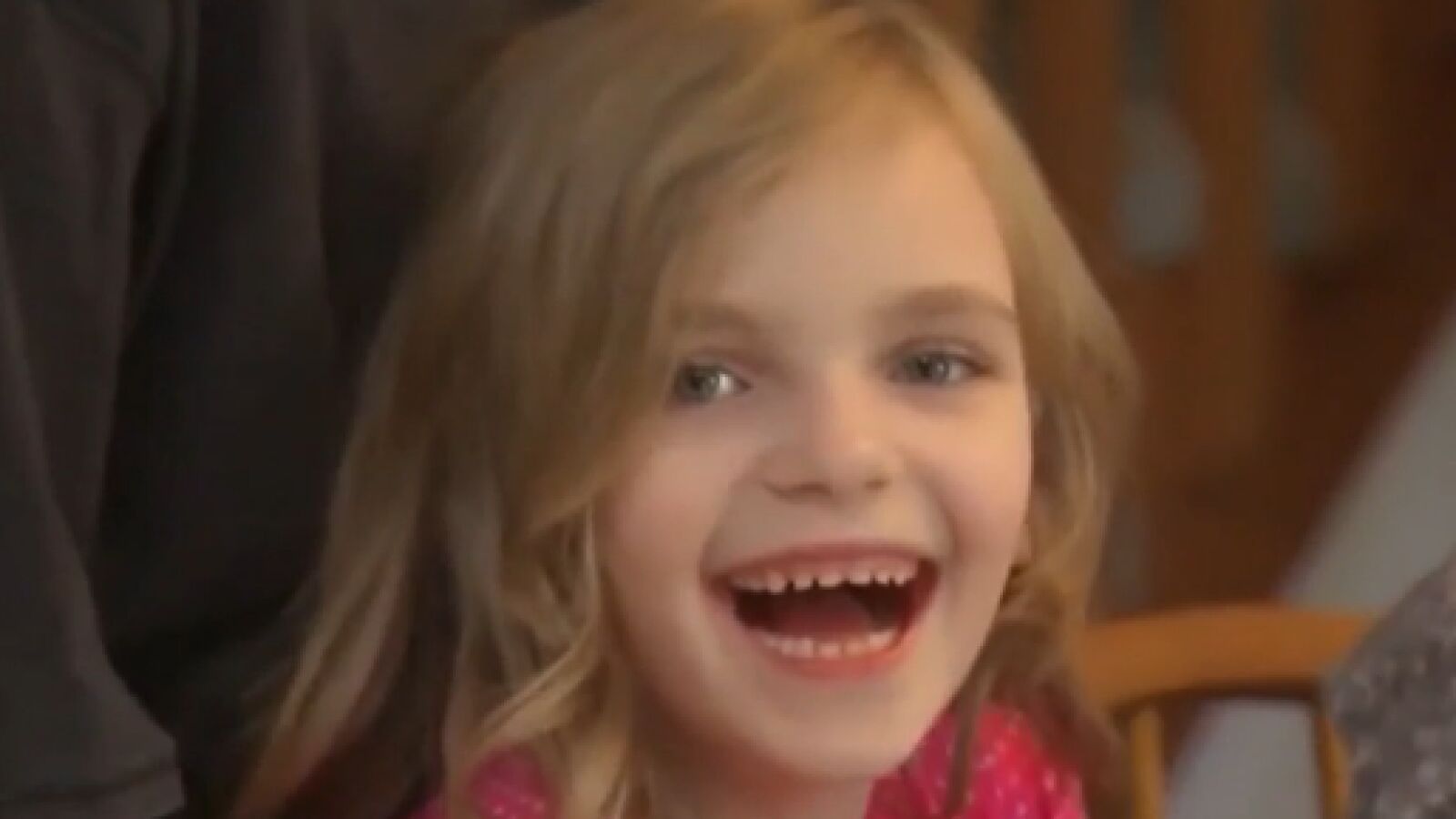 Graban a una cuidadora de bus escolar golpeando a una niña autista de seis años en Chicago