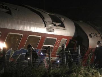 Tren descarrilado en Grecia