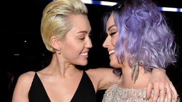 Miley Cyrus y Katy Perry