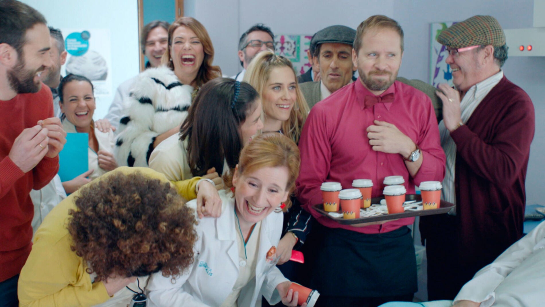 Desternillantes tomas falsas de los protagonistas de 'All&iacute; Abajo'