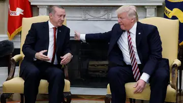 Donald Trump junto a Erdogan