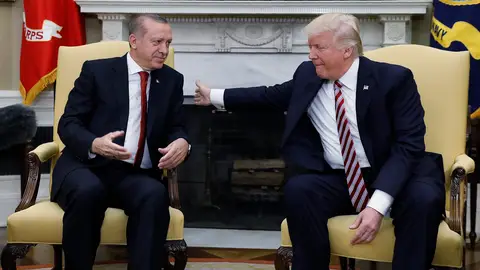 Donald Trump junto a Erdogan Donald Trump junto a Erdogan