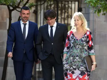 Carles Puigdemont y Neus Munté Carles Puigdemont y Neus Munté