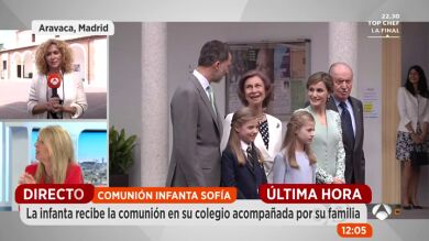 El inesperado posado de la Familia Real en la Comunión de la infanta Sofía