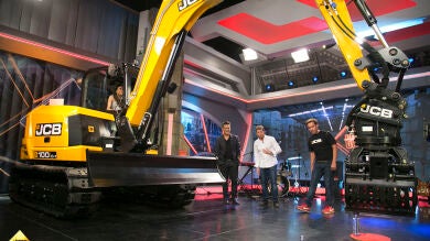 Pilar Rubio supera uno de los retos más complicados de 'El Hormiguero 3.0' con una excavadora gigante