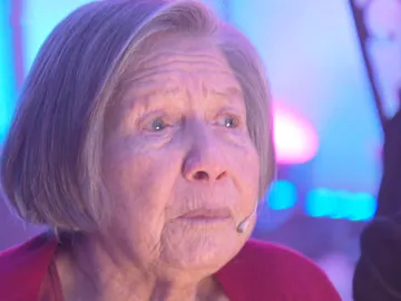 La anciana madre de Víctor viaja desde Perú para apoyar a su hijo en la gran final de ‘Top Chef’ La anciana madre de Víctor viaja desde Perú para apoyar a su hijo en la gran final de ‘Top Chef’