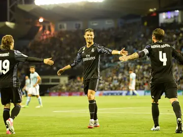 Cristiano Ronaldo celebra un gol en Balaídos ante el Celta Cristiano Ronaldo celebra un gol en Balaídos ante el Celta