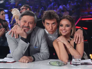 El viernes, jurado y público eligen al décimo y último finalista de 'Tu cara no me suena todavía' El viernes, jurado y público eligen al décimo y último finalista de 'Tu cara no me suena todavía'