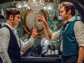 Fotograma de Zac Efron y Hugh Jackman en la película Fotograma de Zac Efron y Hugh Jackman en la película