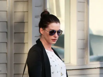 Anne Hathaway Anne Hathaway