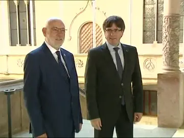 Frame 12.360888 de: Puigdemont advierte a Maza del "error" de judicializar el proceso catalán Frame 12.360888 de: Puigdemont advierte a Maza del "error" de judicializar el proceso catalán