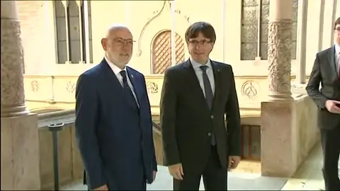 Frame 12.360888 de: Puigdemont advierte a Maza del "error" de judicializar el proceso catalán Frame 12.360888 de: Puigdemont advierte a Maza del "error" de judicializar el proceso catalán