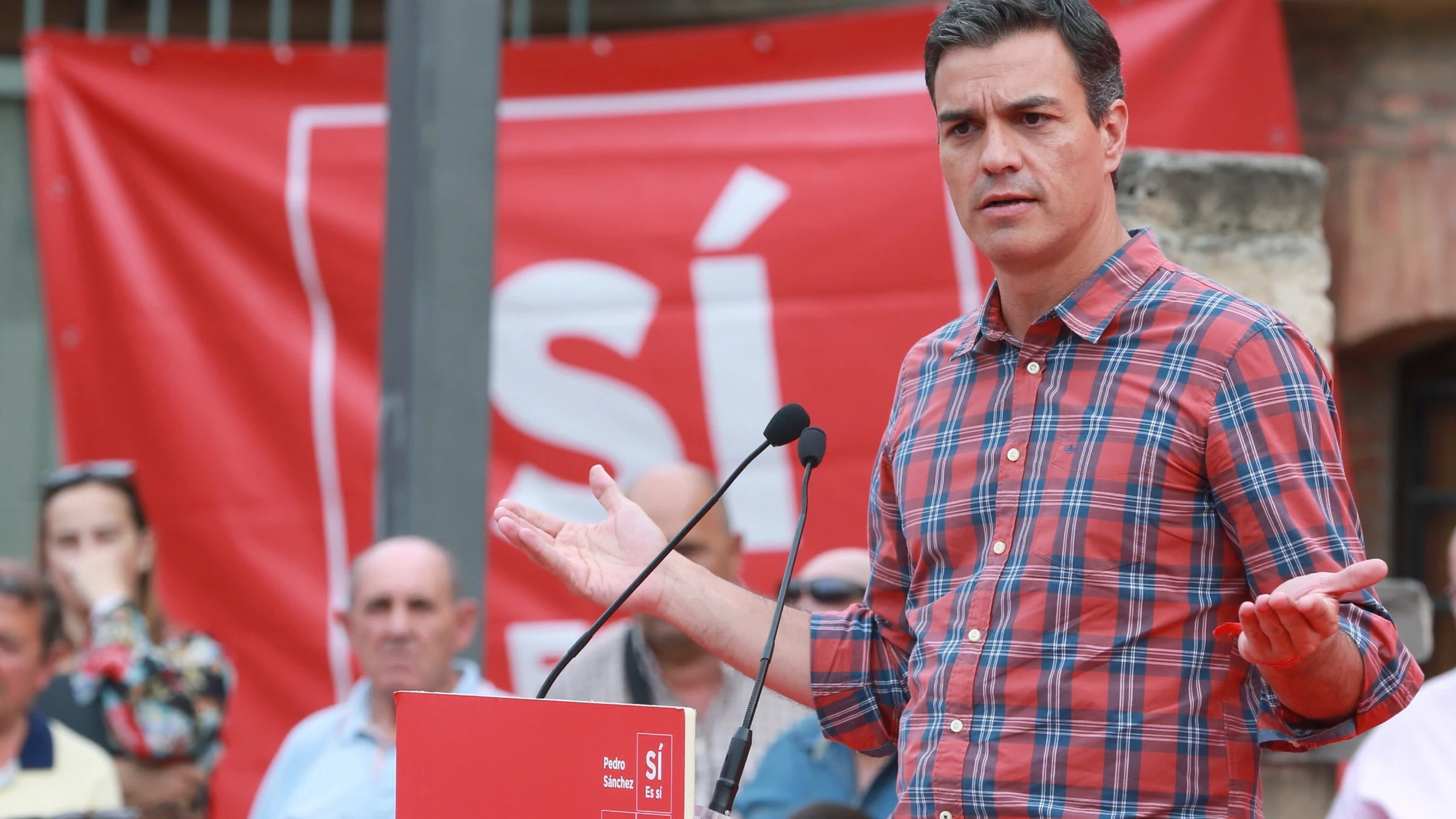 El PSOE no apoyará la moción de censura contra Cifuentes El PSOE no apoyará la moción de censura contra Cifuentes