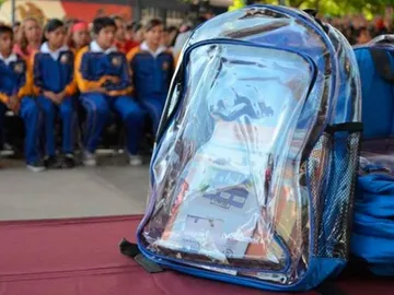 Mochilas transparentes (archivo) Mochilas transparentes (archivo)