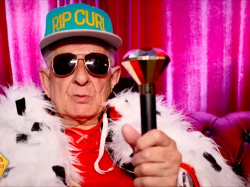 El abuelo Melquiades te enseña cómo componer reggaeton en tan solo 30 segundos El abuelo Melquiades te enseña cómo componer reggaeton en tan solo 30 segundos