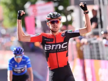 Van Garderen celebra el triunfo en el Giro de Italia Van Garderen celebra el triunfo en el Giro de Italia