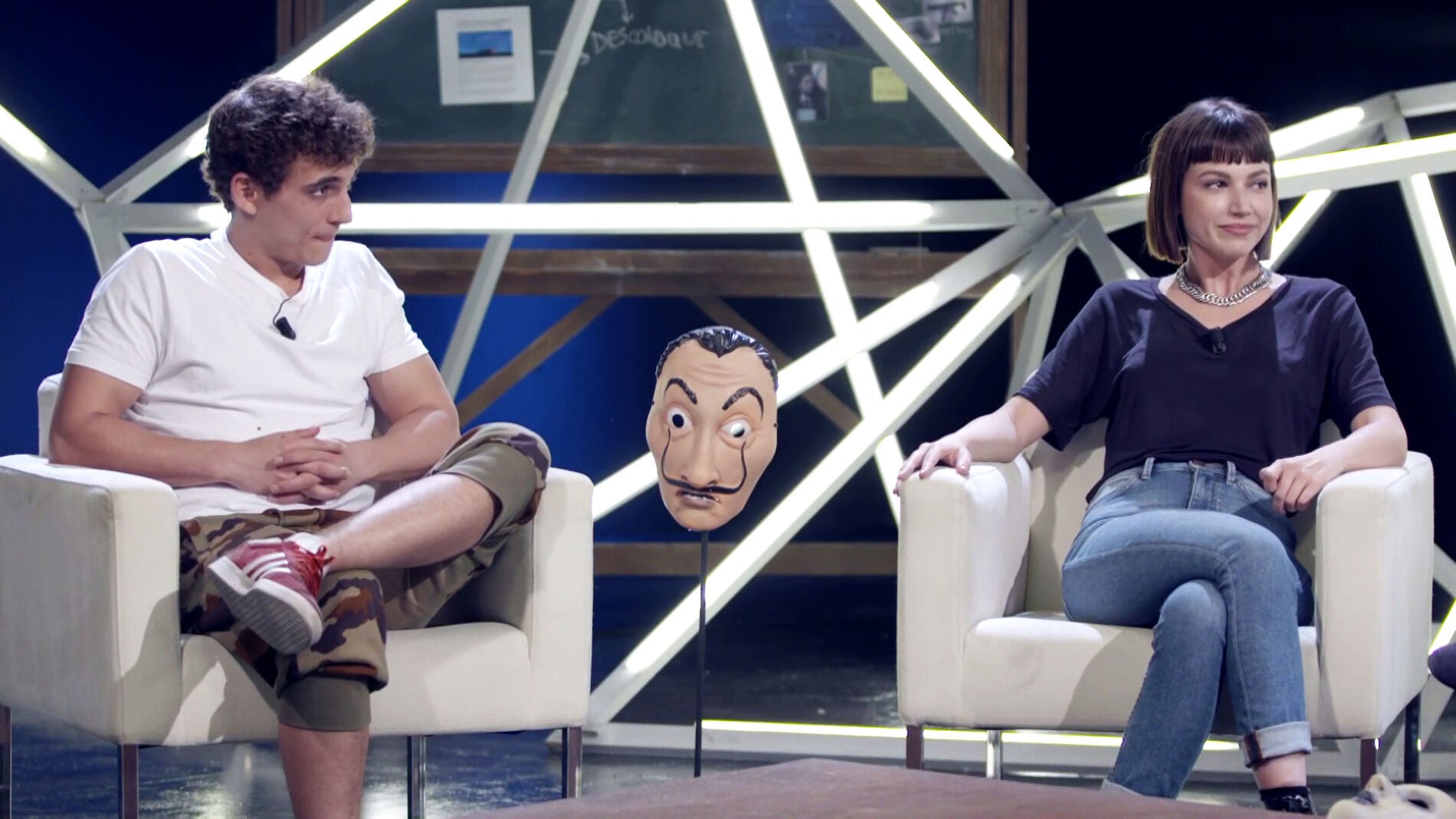 &Uacute;rsula Corber&oacute; al descubrir su personaje en 'La casa de papel': "Ya era hora de que una t&iacute;a se enamore de un chico jovencito"