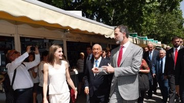 Los Reyes junto al presidente de Portugal