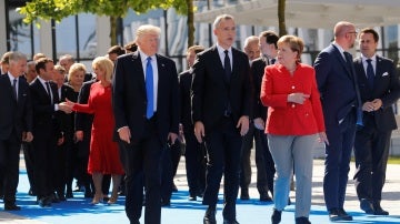 Donald Trump junto a Angela Merkel