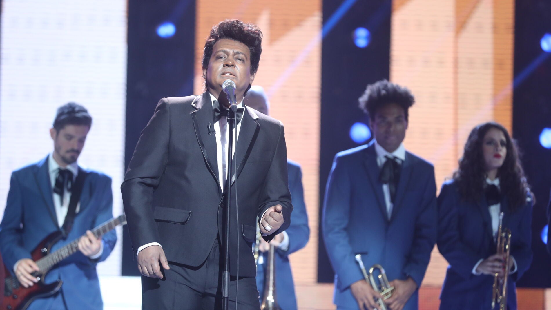  Germ&aacute;n Scasso llena de emoci&oacute;n el plat&oacute; con &lsquo;It&rsquo;s a man&rsquo;s man&rsquo;s man&rsquo;s world&rsquo; de James Brown