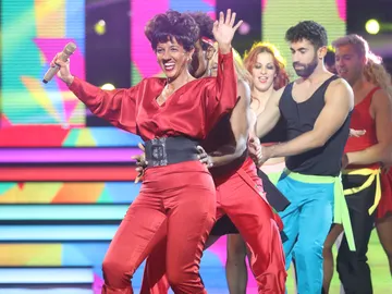 Llum Barrera inunda de fiesta el plató con ‘Lambada’ de Kaoma Llum Barrera inunda de fiesta el plató con ‘Lambada’ de Kaoma