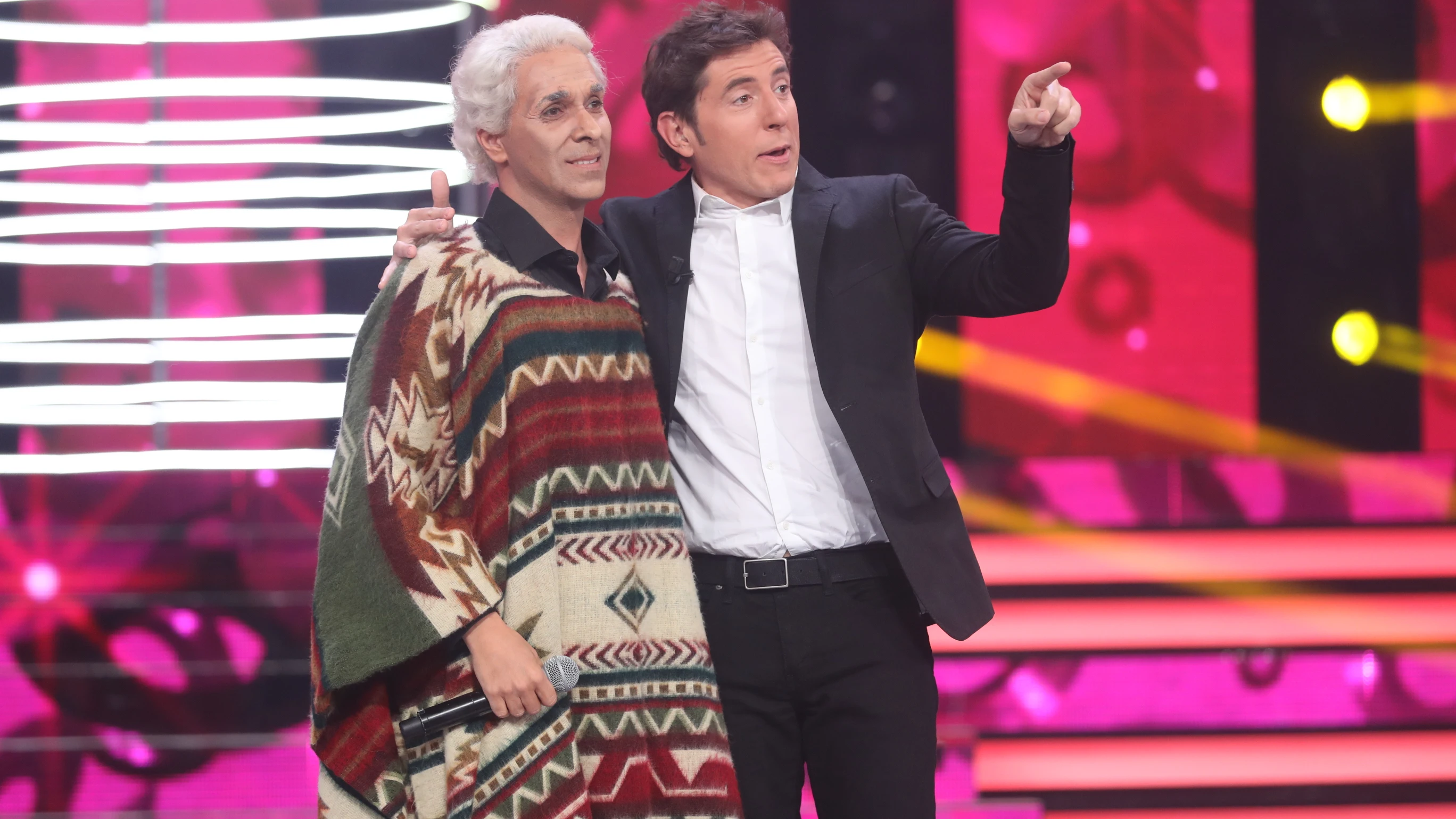 Cristóbal Garrido, un auténtico mexicano cantando por Chavela Vargas