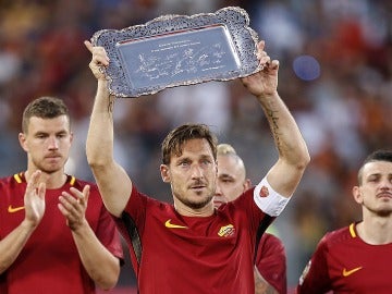 Totti, en su despedida en el Olímpico de Roma