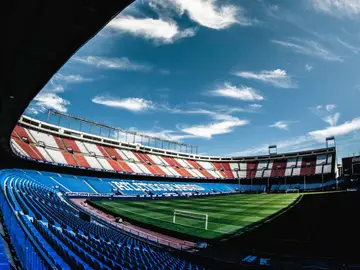 El estadio Vicente Calderón El estadio Vicente Calderón
