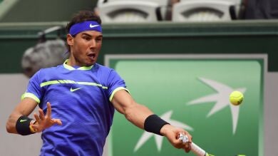 Rafa Nadal arrolla a Paire en un plácido debut en Roland Garros