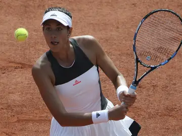 Garbiñe Muguruza espera la bola en un partido Garbiñe Muguruza espera la bola en un partido