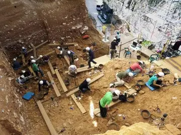 Excavaciones en el yacimiento histórico de Atapuerca Excavaciones en el yacimiento histórico de Atapuerca