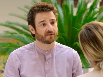 Horacio se declara a Carmen: "Yo te quiero" Horacio se declara a Carmen: "Yo te quiero"