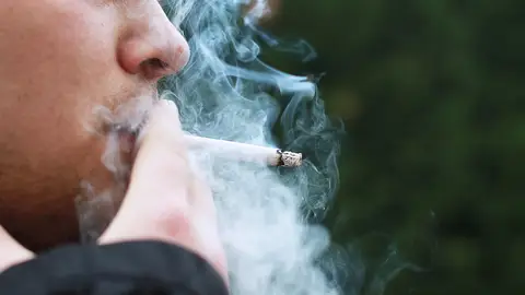 'No dejes que el tabaco entre en tu vida', el mensaje que los adolescentes lanzan a la sociedad 'No dejes que el tabaco entre en tu vida', el mensaje que los adolescentes lanzan a la sociedad