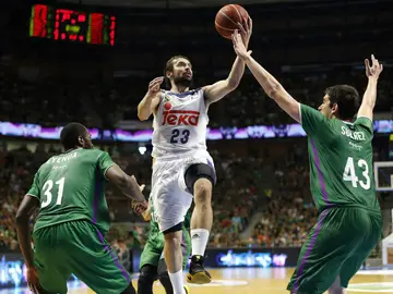 Sergio Llull entra a canasta Sergio Llull entra a canasta
