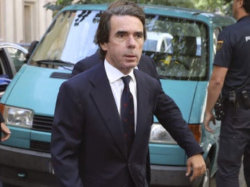 Aznar, momentos antes de inaugurar la Semana Atlántica