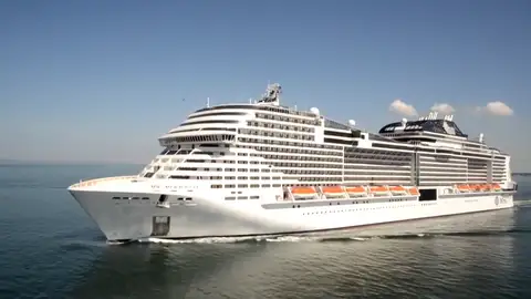 Frame 17.124956 de: El crucero más grande construido en Europa rumbo a Barcelona Frame 17.124956 de: El crucero más grande construido en Europa rumbo a Barcelona