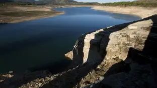 La sequía provoca el estado de emergencia en ríos y pantanos en la cuenca del Ebro La sequía provoca el estado de emergencia en ríos y pantanos en la cuenca del Ebro