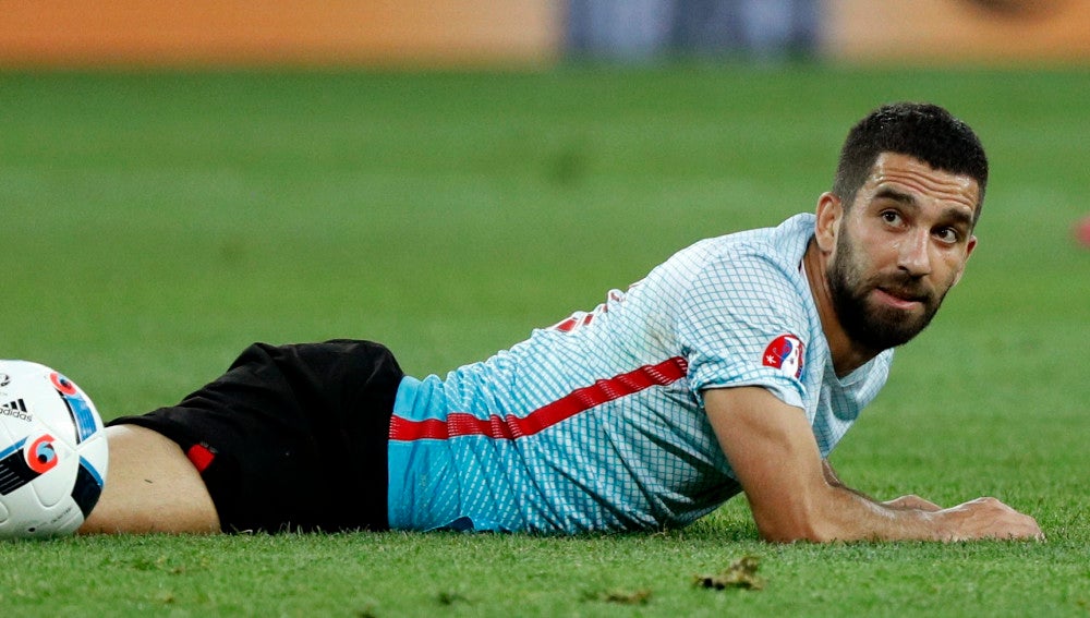 Arda Turán, en un partido con Turquía