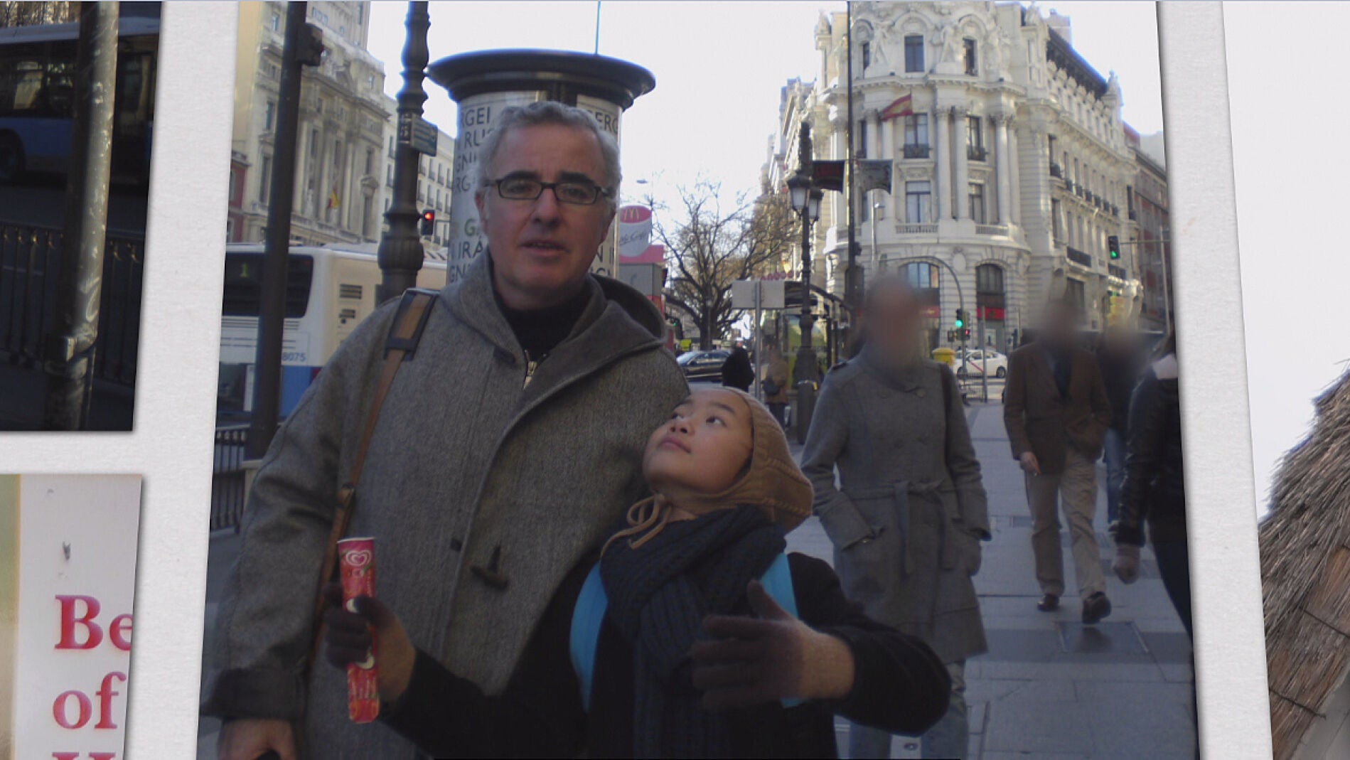 Alfonso Basterra junto a su hija Asunta.