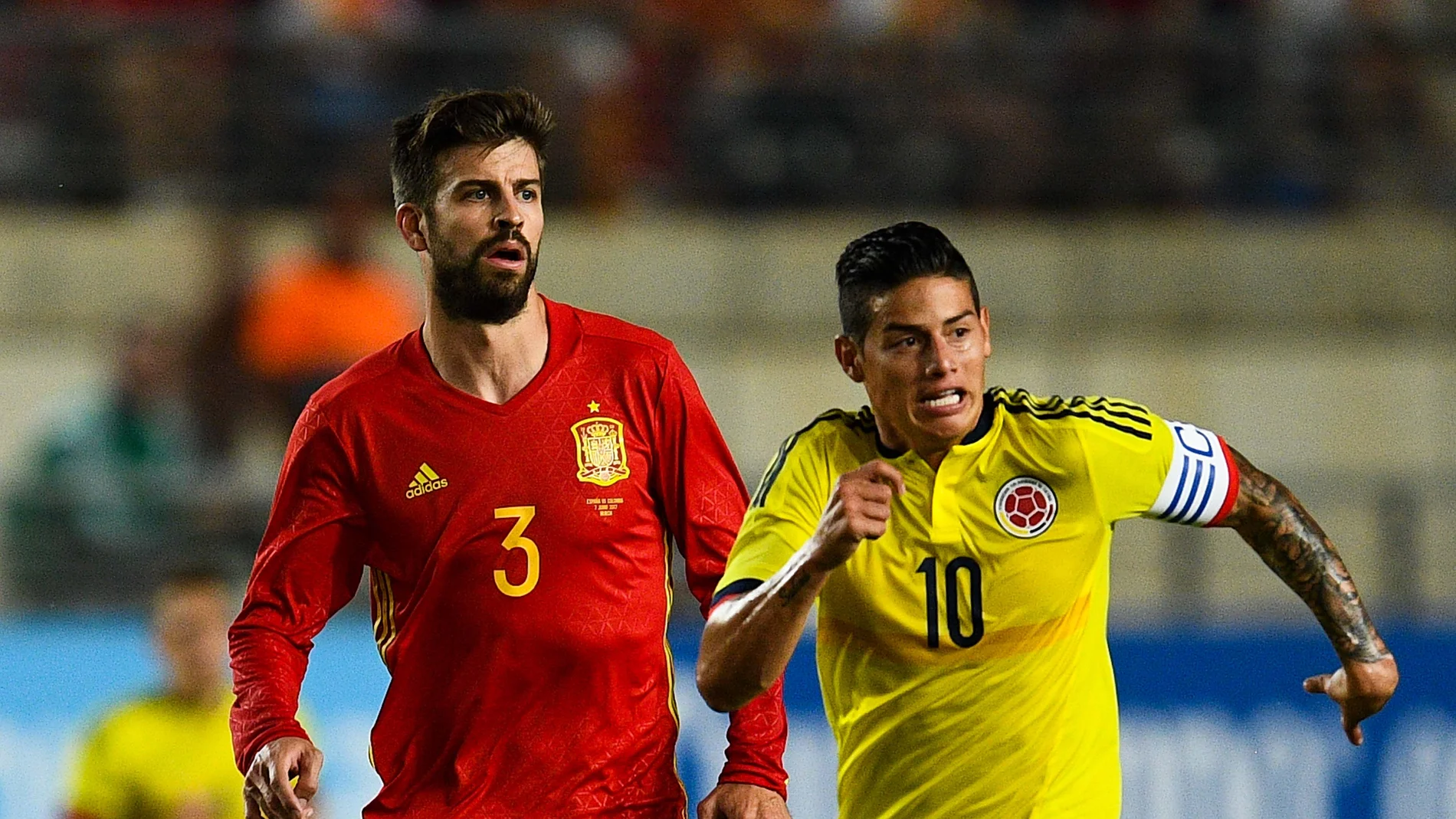 Piqué, en el partido ante Colombia en Murcia Piqué, en el partido ante Colombia en Murcia