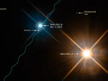 Esta imagen divulgada por el telescopio espacial Hubble muestra el sistema de estrellas binarias Stein 2051 Esta imagen divulgada por el telescopio espacial Hubble muestra el sistema de estrellas binarias Stein 2051